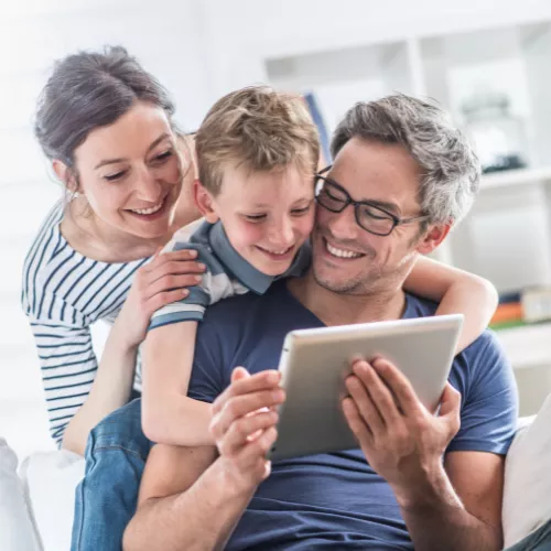 visuel-famille-et-enfance