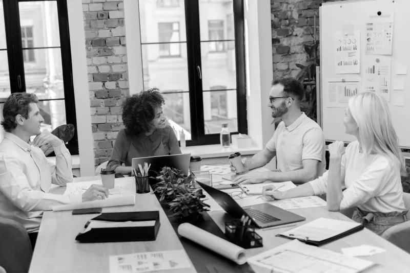 Les services - Stagiaires - Groupe JVS
