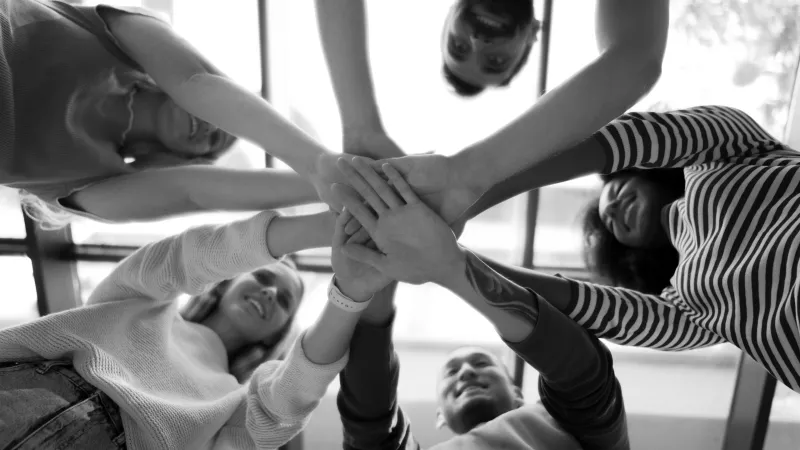 Et après - Stagiaires - Groupe JVS 