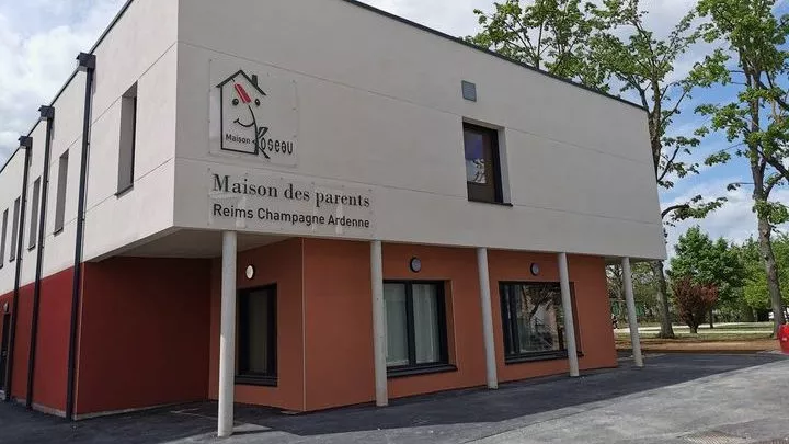 la-maison-des-parents-association-roseau